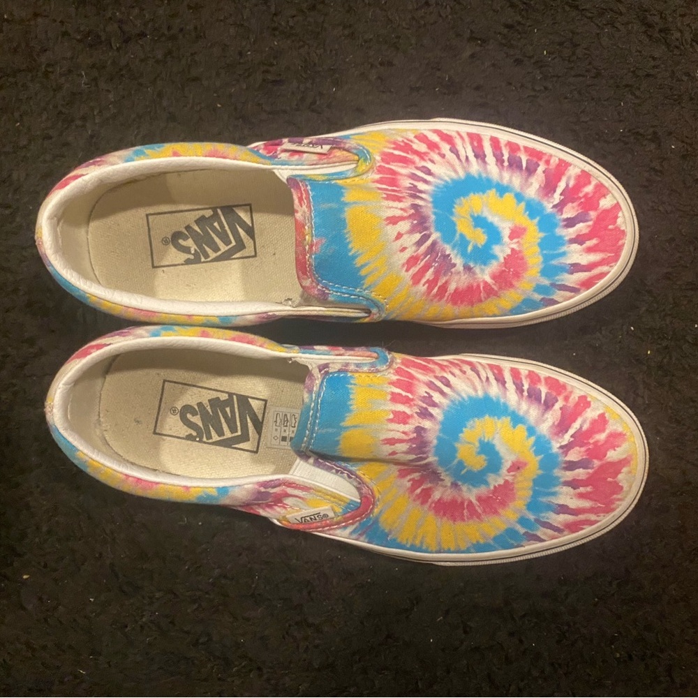 Tie dye slip on vans women’s size 7